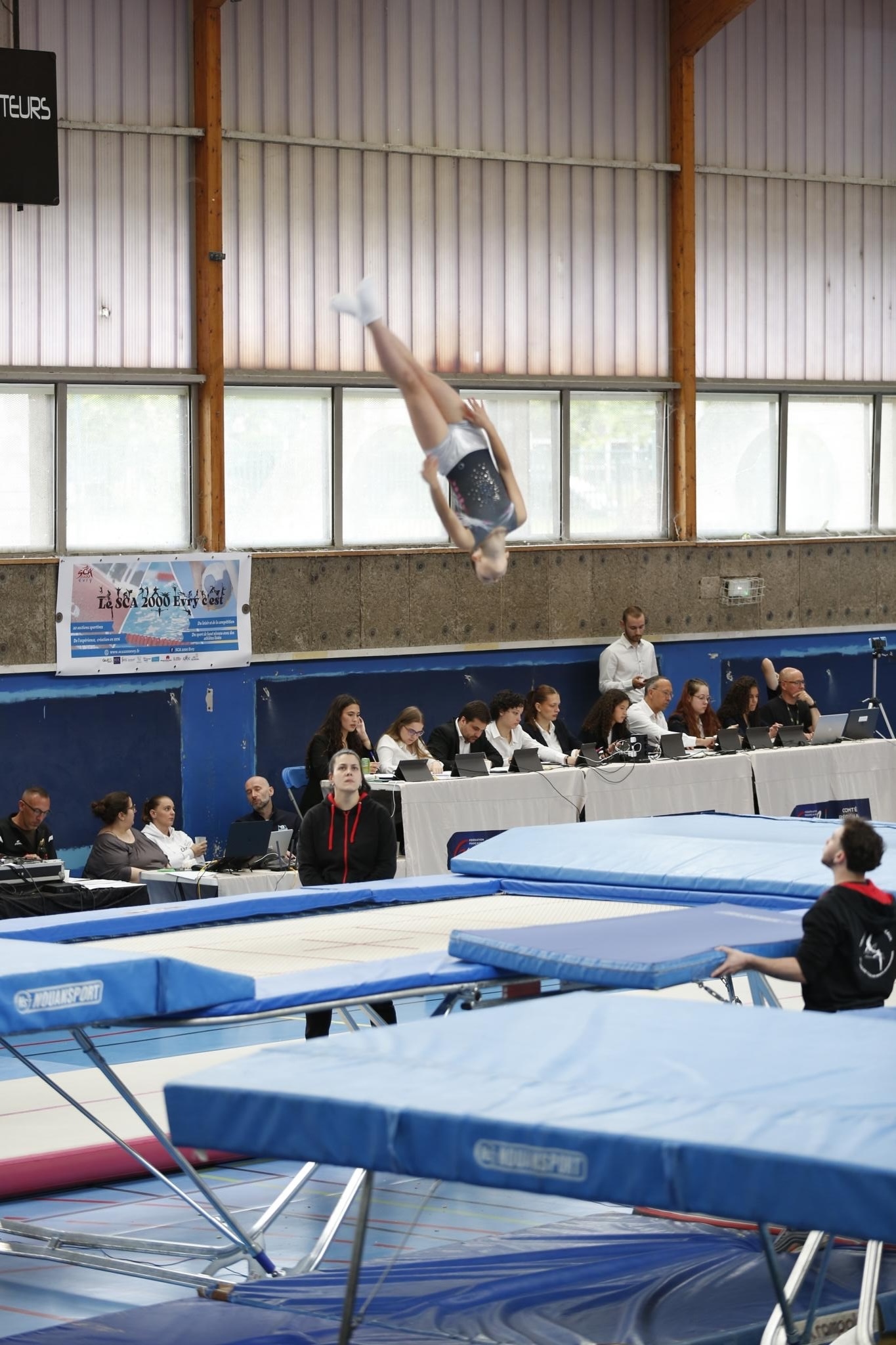SCA 2000 PHOTO COMPET 2 trampoline issy les moulineaux